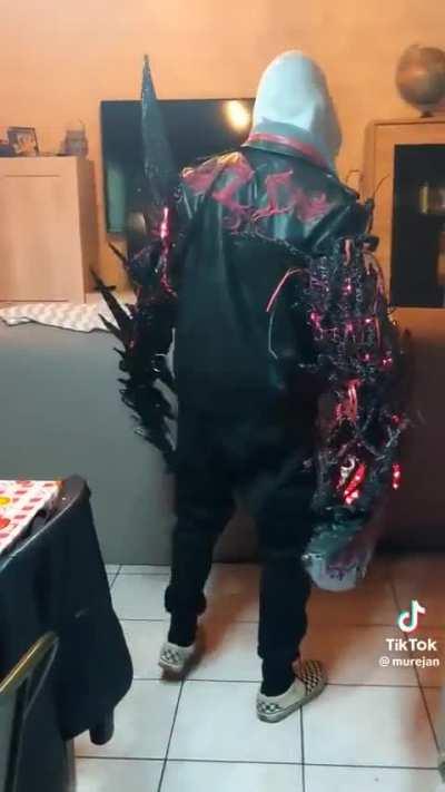 Tudo isso pra perder pra um cosplay da Makima de bikini, foda kkkk