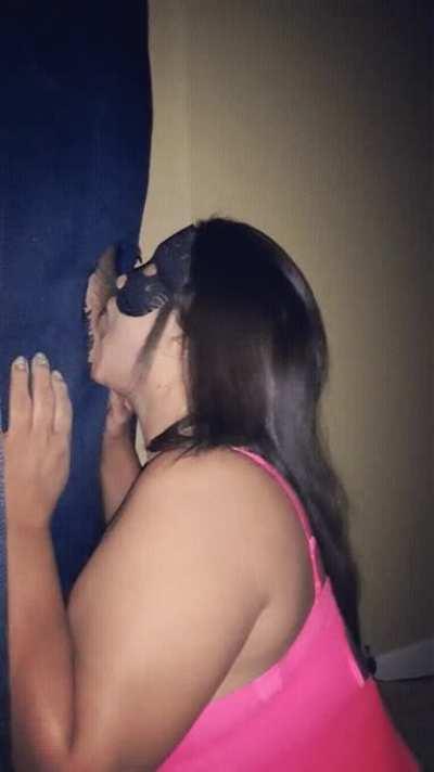 I have a confession: I L-O-V-E sucking cock! 💘 Wanna stuff my slutty lil' mouth? 🍆 Happy 