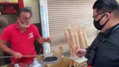 Falan böyle gariplikler