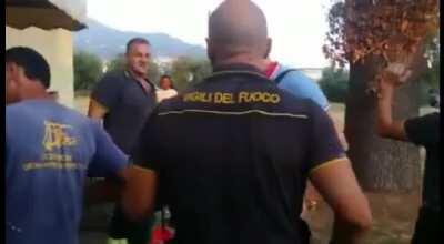 Can be stay on here this video?