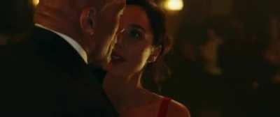 Gal Gadot is fucking irresistible