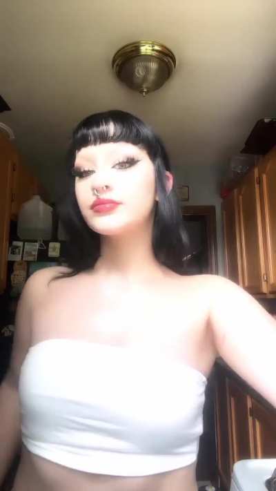 Mia Rae / Thiccmom { Tiktok Video 08/04/23 }