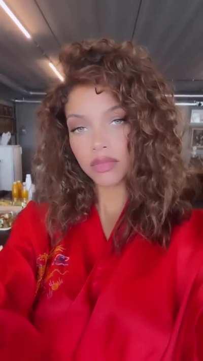 Melody Castiau (@melocst)