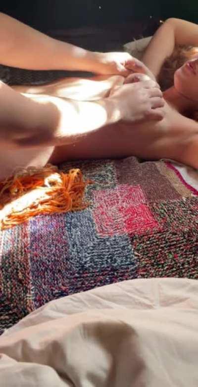 I just can’t believe how much milk I can spray without ever being pregnant 🍼