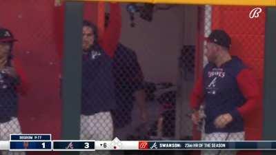 [Highlight] [Highlight] Dansby Swanson takes Jacob deGrom deep to give the Braves a 2-run lead over the Mets in the sixth.