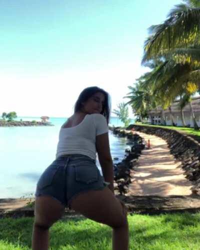 Teddy Moutinho (@TeddyBearosito)