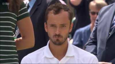 Referee called to court after Medvedev abuses umpire following double bounce call