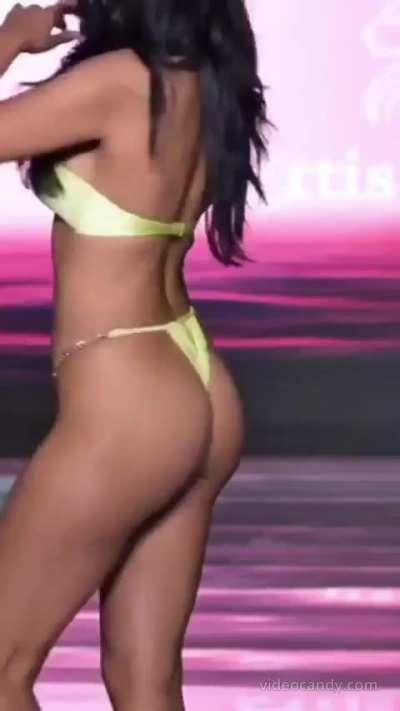 Didi itna to din me main susu nhi karta jitna apke liye Muuthi 💦💦💦🙊Marta hu