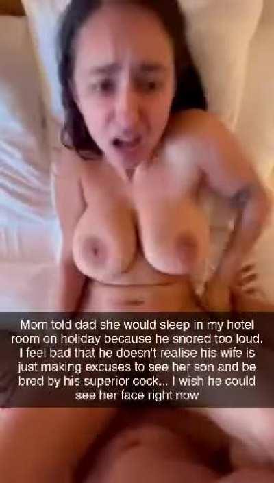 hotel with mom