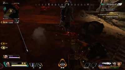 Just a quick friendly reminder about the perk changes to gold gear: There’s no point in having a gold shield + gold bag simultaneously anymore. 1 is for big heals, the other is for small heals. Pick 1, give the other to your teammate ;)