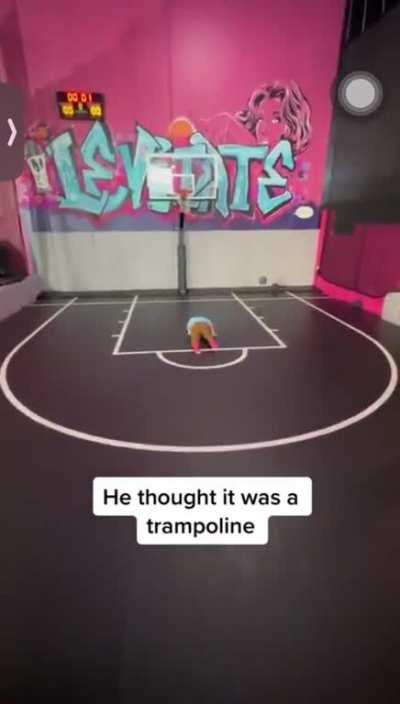 WCGW thinking the court is a trampoline ⛹🏼‍♂️