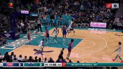 [Highlight] Miles Bridges posterizes Cade Cunningham!