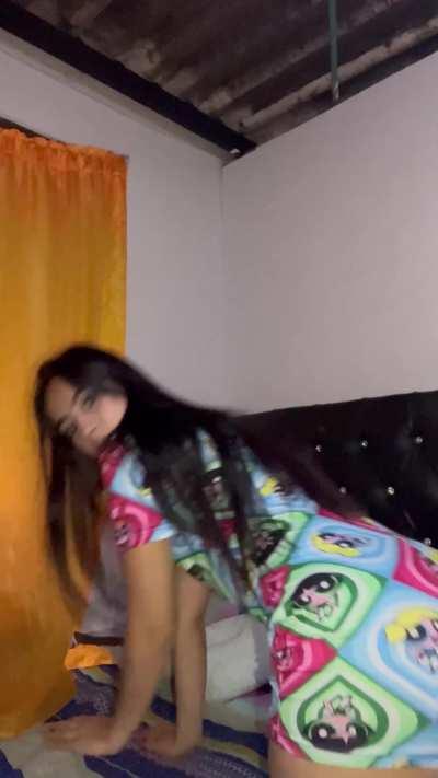 Borned in 2005, never tried anal before, any volunteers, step dad?