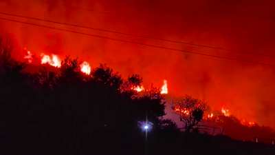 Kilvey hill burning rn