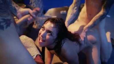 [Discord MrToaster#3977] Will let one lucky bud watch my Girthy BWC explode live. I've been edging for hours