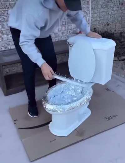 DIY and cooking-infused ragebait. Never showed serving or eating it.