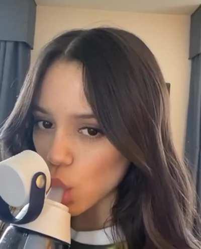 Jenna Ortega knows what she’s doing