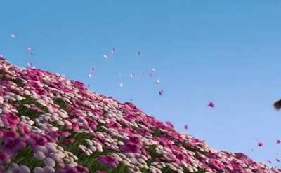 Drake the type of goofy character that when he falls down a cliff, he cartoonishly hits every rock on the way down and each time he says “ouch!” “Oof!”