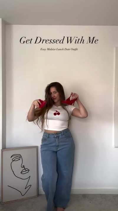 GET DRESSED WITH MEE