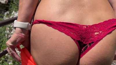 Having some fun on trail. [gif]