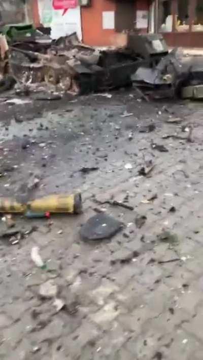 Aftermath :Russian Column defeated while attacking Gostomel/Kyiv , morning of 04.03.2022 WARNING very Grafik !