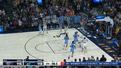 [Highlight] Jaren Jackson Jr. hits the three to give the Grizzlies the lead in the clutch!