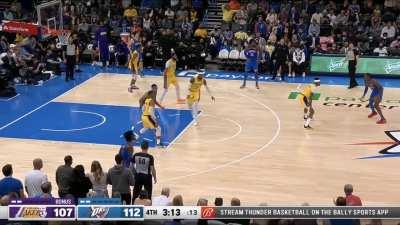 [Highlight] Dort loses Melo with the in-and-out and throws it down