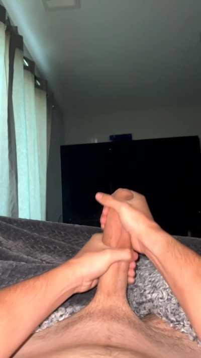 It needs two hands 😩