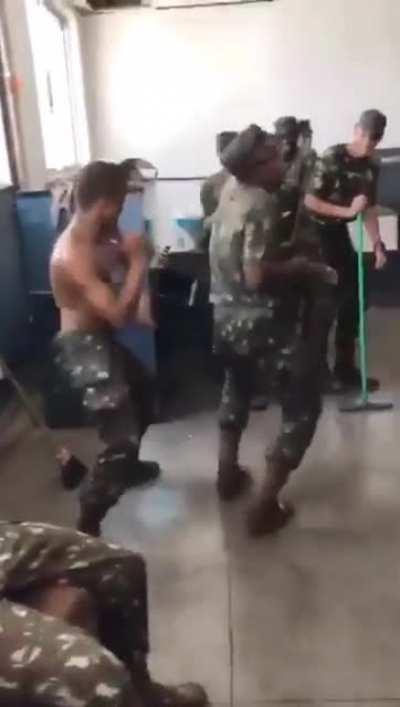 Brazilian army warming up for the world war