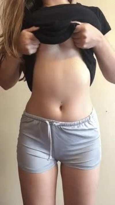 Well, they're certainly bigger than I was expecting [x-post r/JustHotWomen/]