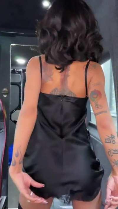 coi shakin it in different speeds