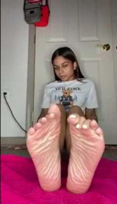 DM me on instagram for this🔥🔥