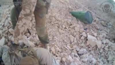 Russian PMC finishes off two ISIS fighters and then is wounded by a grenade, Palmyra area, 2017