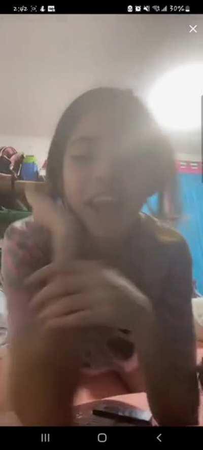 One of the hottest live 🔥