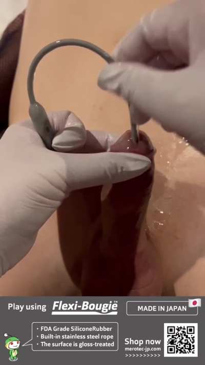 Deeply inserts a bougie with a maximum diameter of 8 mm