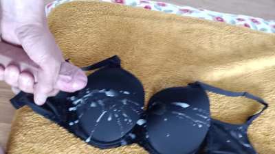 Revisiting an old favorite vid. GFs 30H got sprayed.