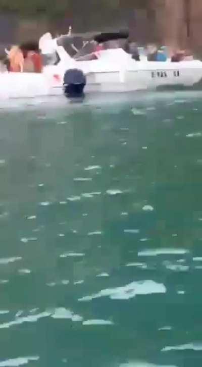 Dez pessoas morreram e eu ri disso pqp