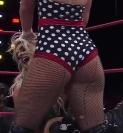 Toni Storm