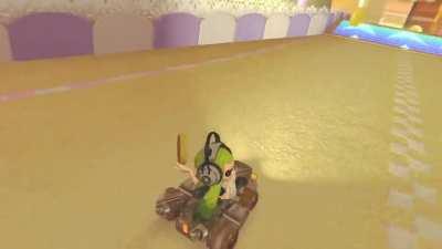 [MK8DX] The greatest example I've experienced of being Mario Karted