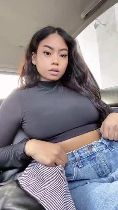 I hope no one sees my Blasian boobs😜😋