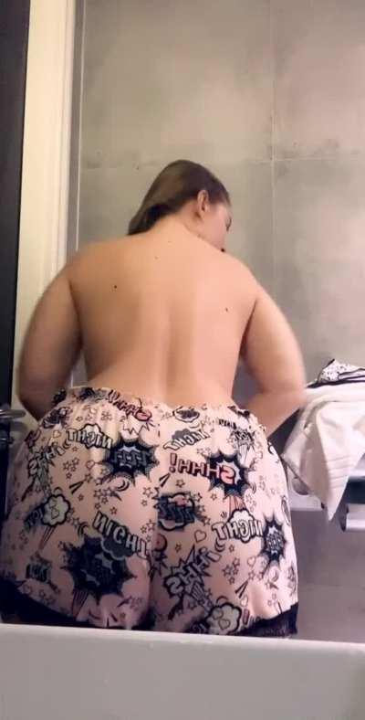 Watch until end 🍌💦