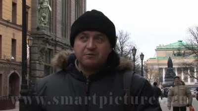 Он чё ябанутый?