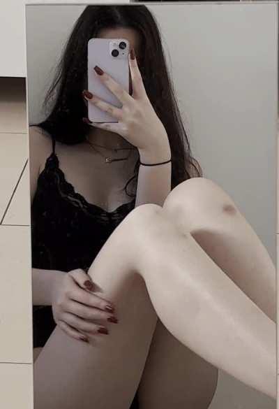 wanna bang a 2005 college girl ?