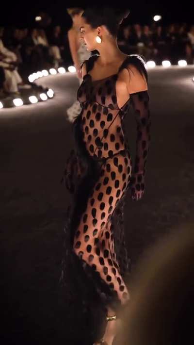 Kendall closing the Schiaparelli's Spring/Summer 2026 show at Paris Fashion Week - IG October 2025