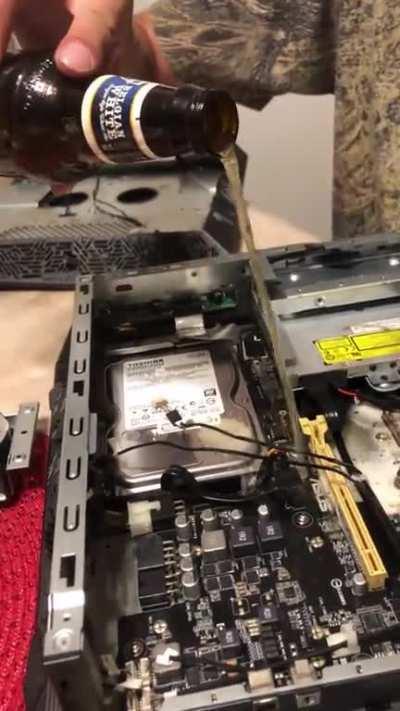 How to clean a cpu take note