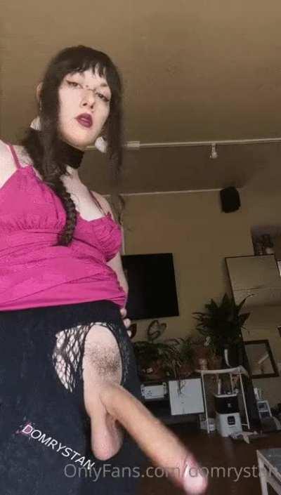 [reddit] how would a woman like this take over my whole life? Let’s trade pics and talk about it.