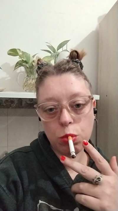 Sit in front of me and look at me, I'll smoke and watch what happens between your legs