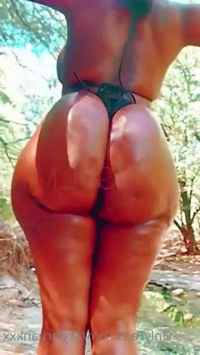 African woman with BBLs >