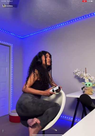 attorney gamer babe feet