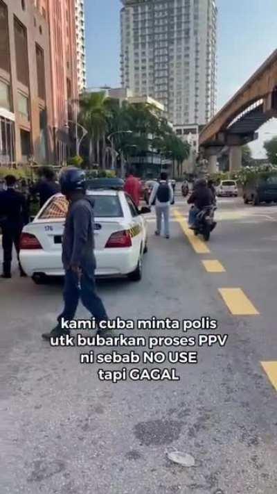 Why are the cuddling?